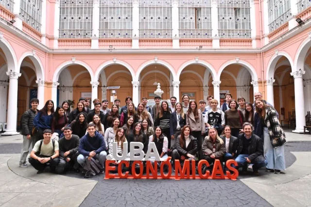 Embajadores FCE hacia universidades del mundo