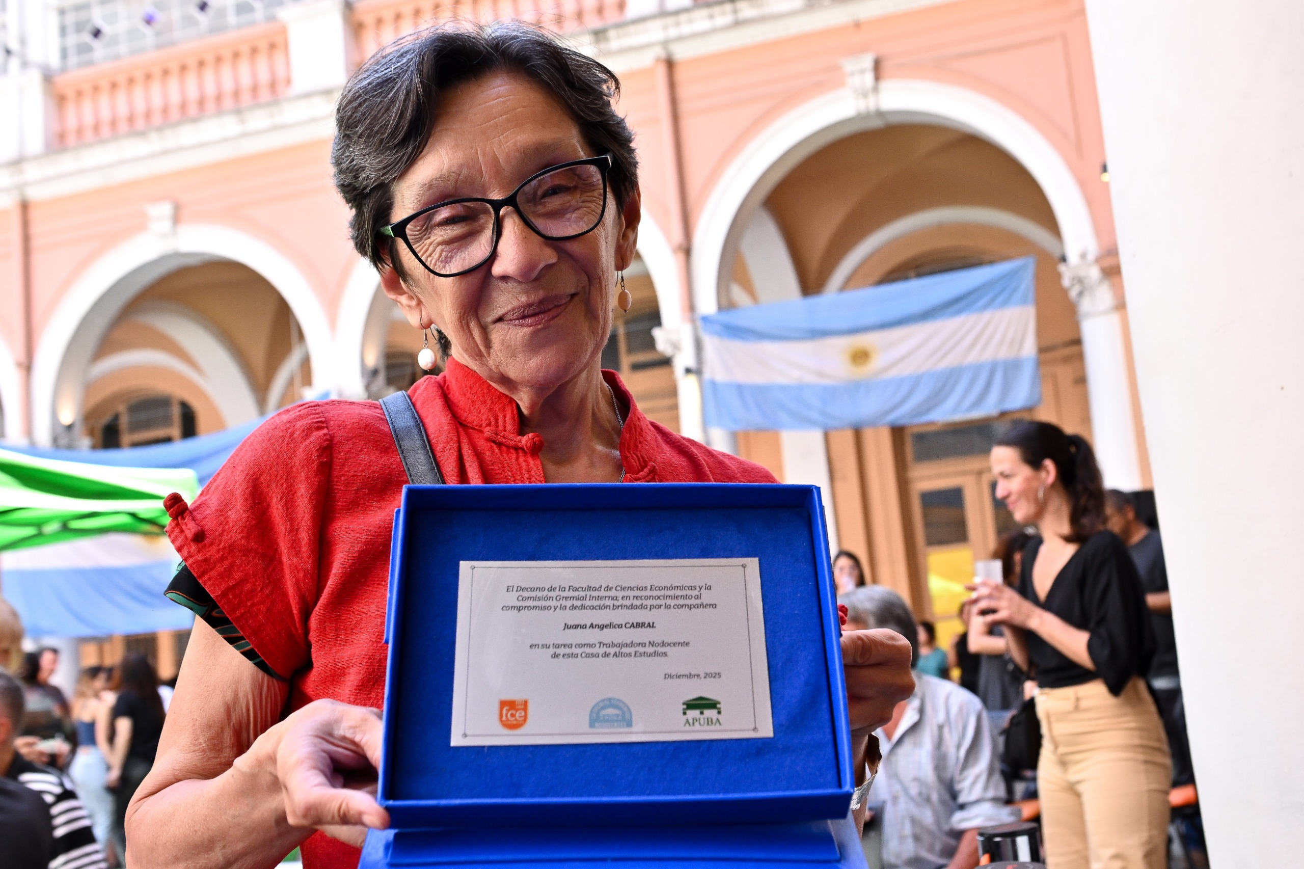 Reconocimiento a los Nodocentes